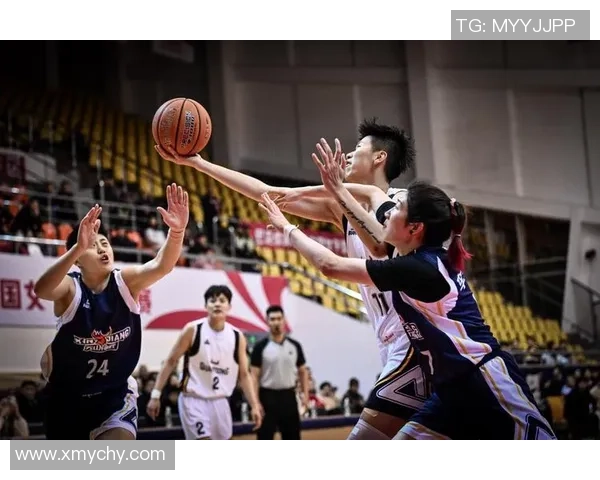 2013年CBA广东队与北京队激战回顾及精彩瞬间分析