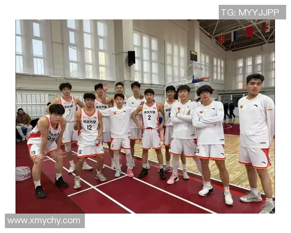 北大清华2015年CUBA篮球对决精彩回顾与赛场风云变幻分析